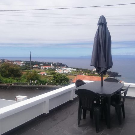 Vitamin Sea São Roque do Pico Buitenkant foto